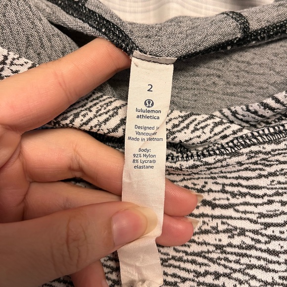 Lululemon Squad Goals Hoodie Sheer Luon Pebble Jacquard White Black Pullover 2 - Picture 9 of 10